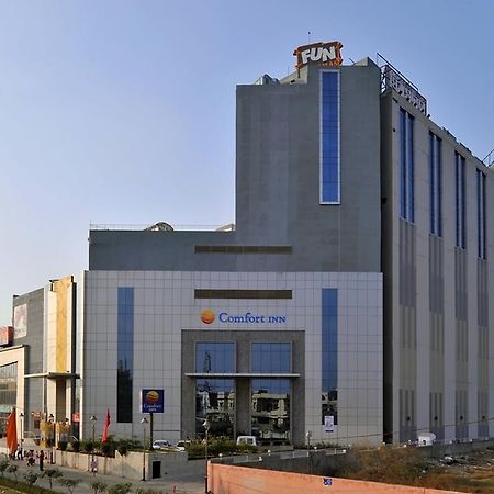 Comfort Inn Tulip Heights Bathinda Bagian luar foto