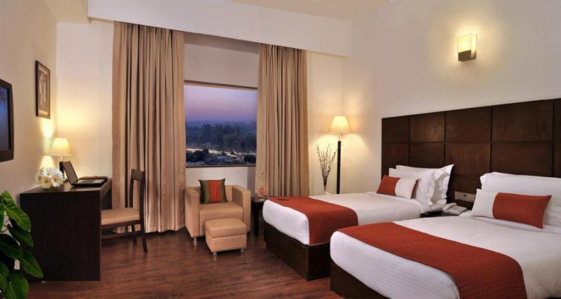 Comfort Inn Tulip Heights Bathinda Bagian luar foto